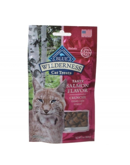 Blue Buffalo Wilderness Crunchy Cat Treats - Tasty Salmon Flavor - 2 oz