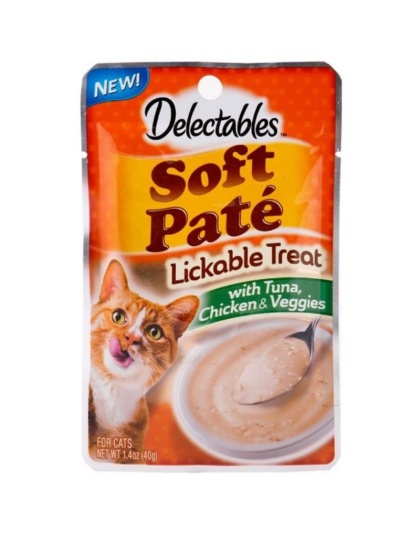 Hartz Soft Pate Lickable Treat for Cats Tuna Chicken and Veggies - 1.4 oz